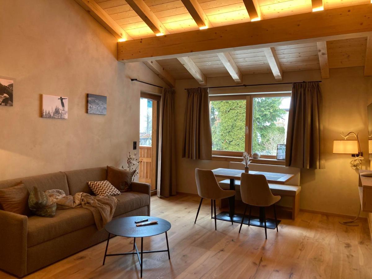Die Holzgauerin Buitenkant foto